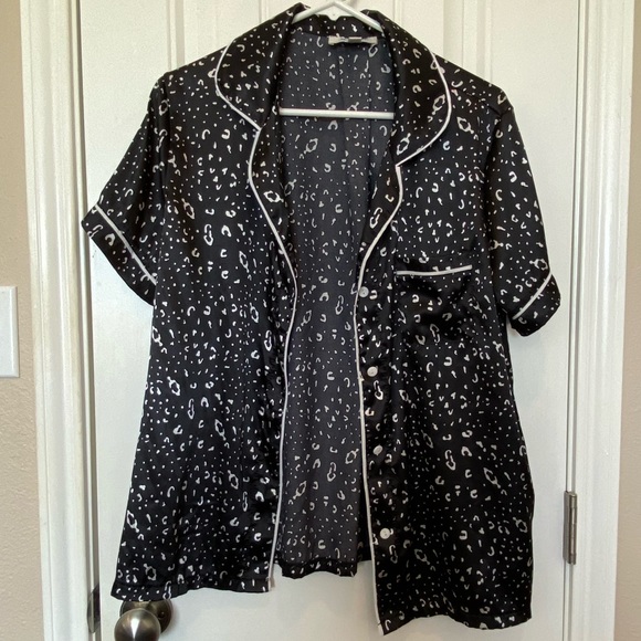She + Sky Leopard Print Silky Pajama Set Women’s Size Large - Picture 10 of 11